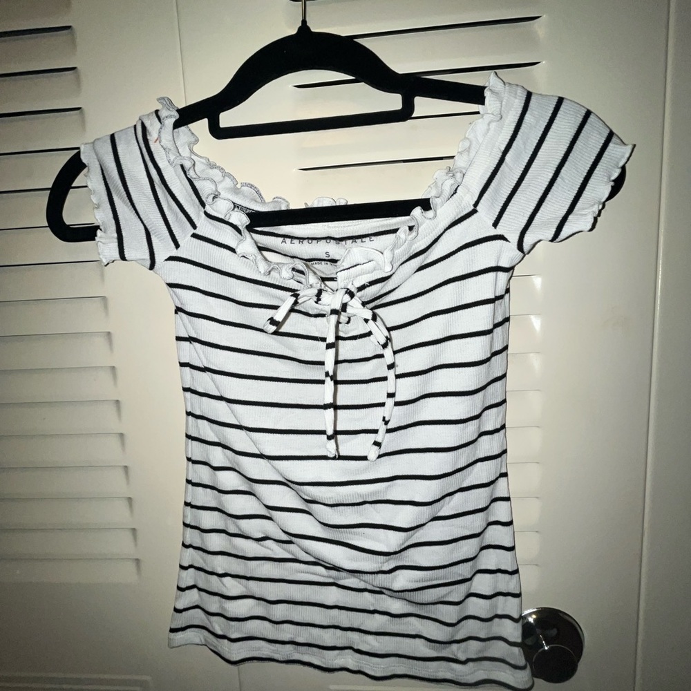Aeropostale Women’s Black & White Striped Tie‑Front Short Sleeve Top — Size S